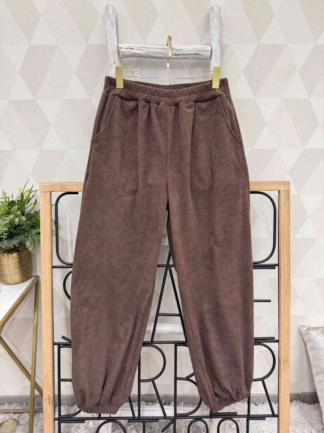 Manšestrové jogger kalhoty