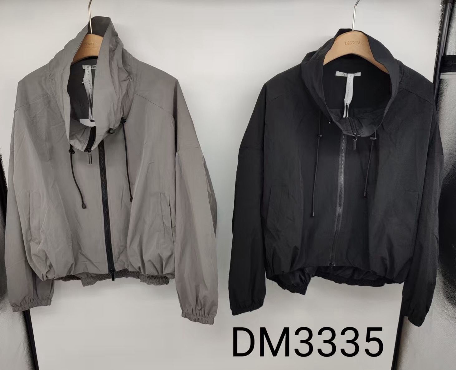 Bomber bunda se stojáčkem a šňůrkami