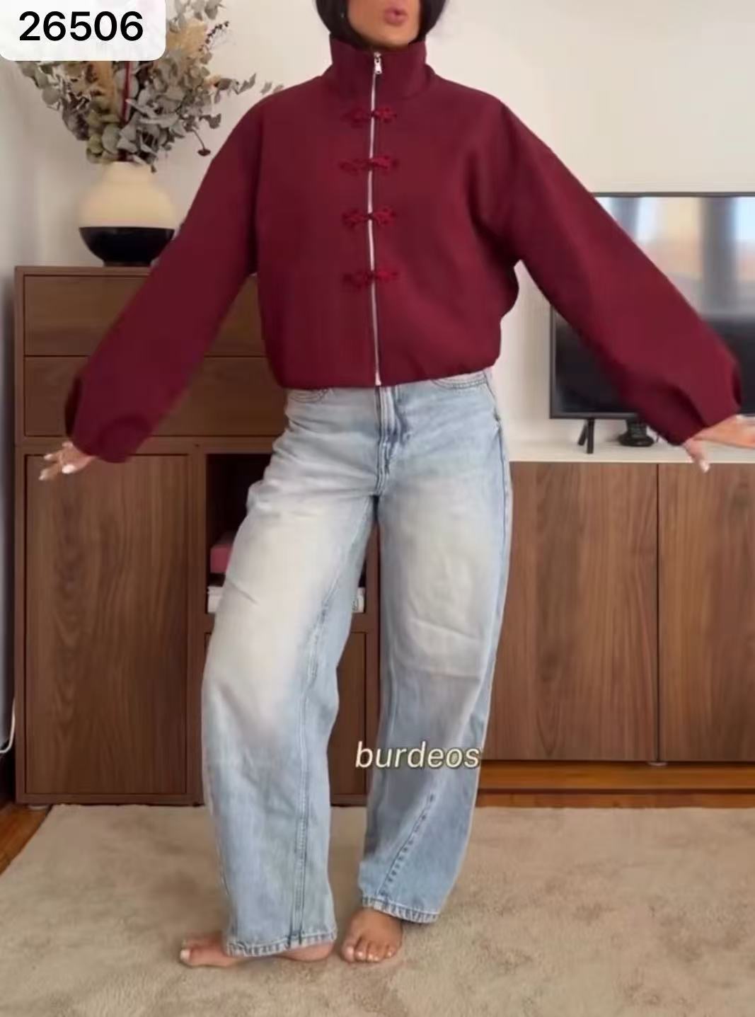 Oversize bunda s límcem