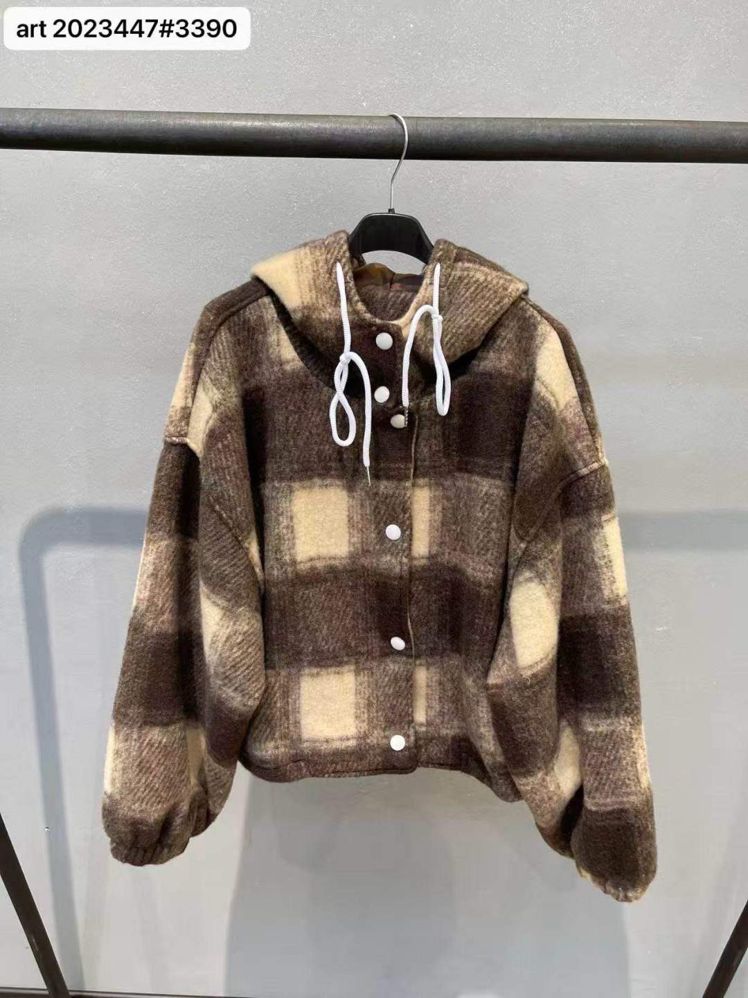 Oversized bunda s kapucí