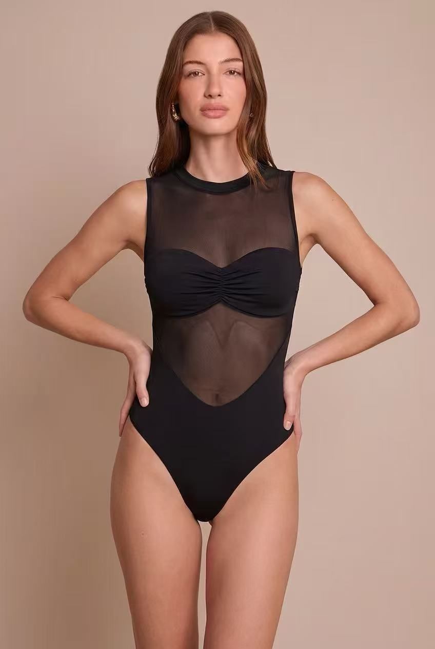 Těsné mini body bez rukávů