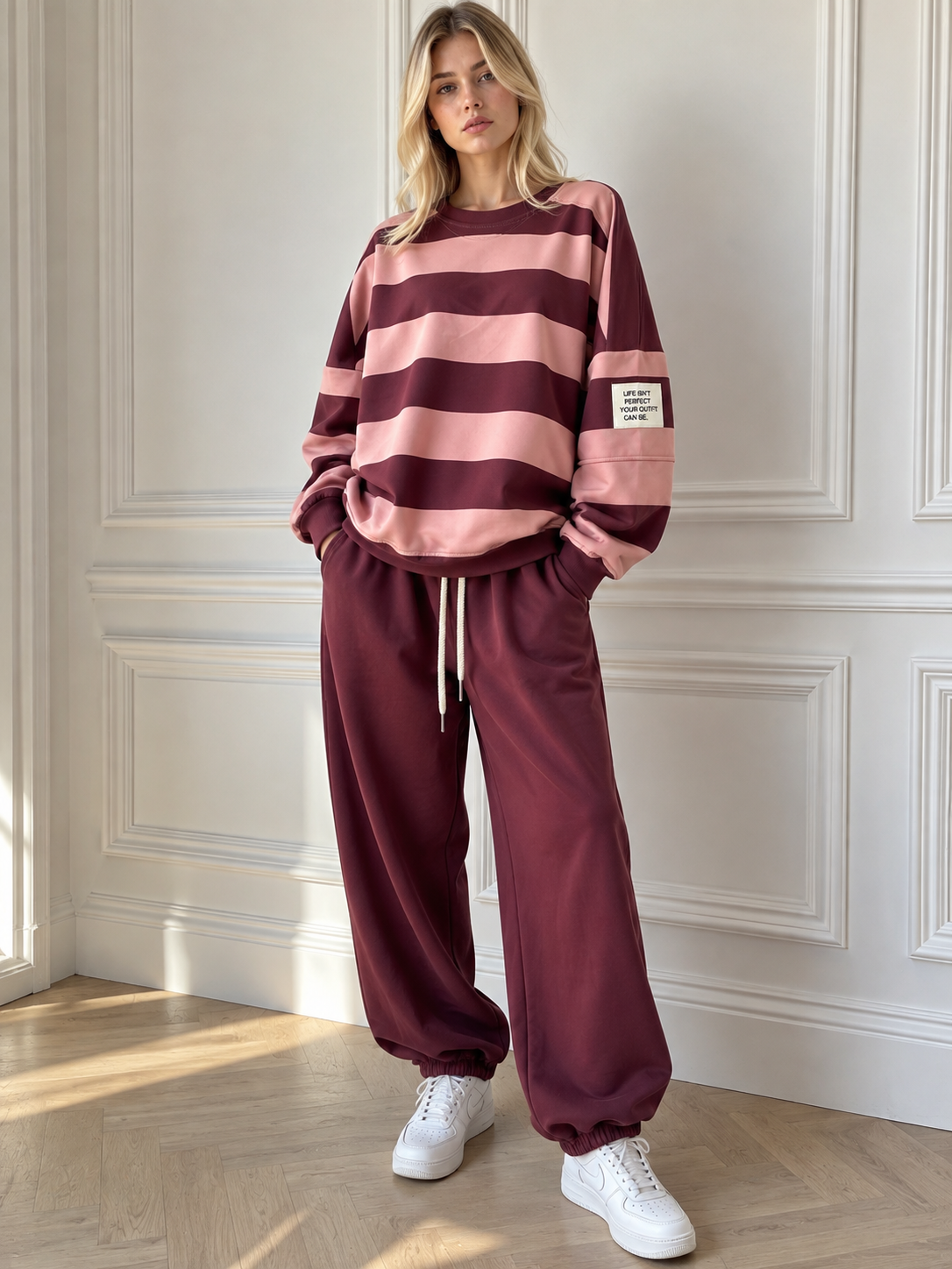 Oversize souprava s pruhy