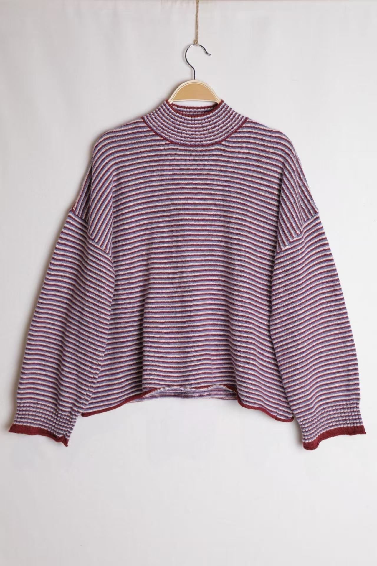 Oversized svetr s pruhy