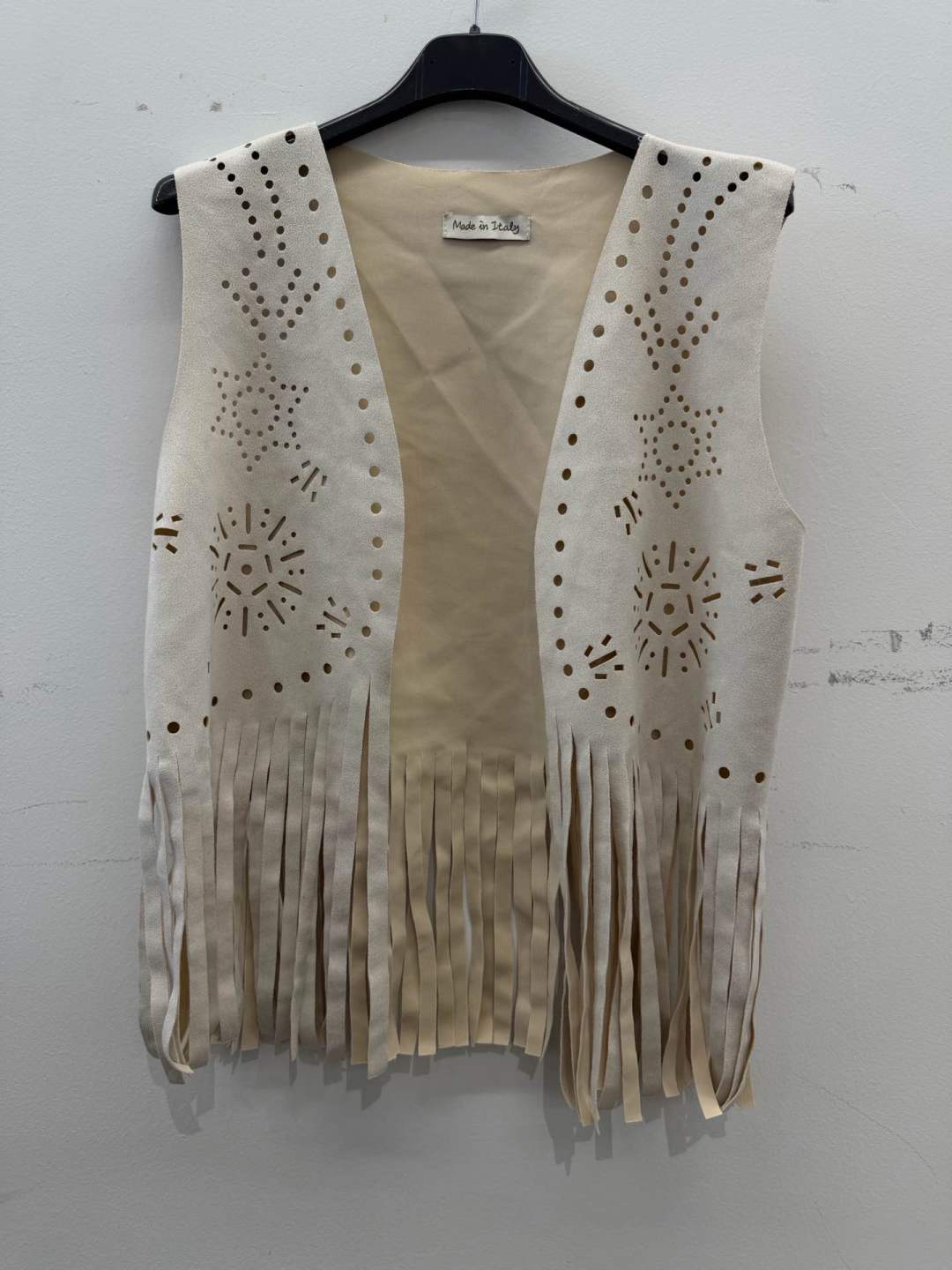 Boho vesta s třásněmi