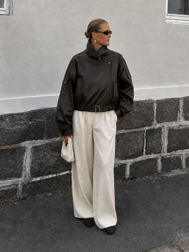 Oversized bunda s límcem