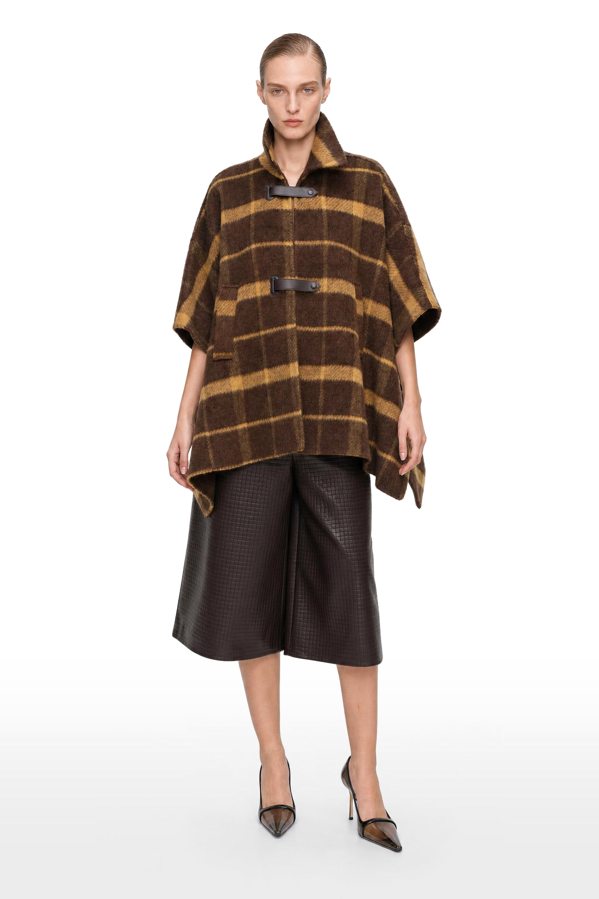 Oversized pončo s límcem